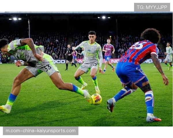水晶宫反越位冲刺联赛第一 为队友创造空间能力突出